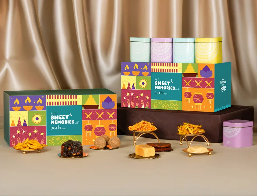 The Luxe Special Combo hamper, photographed