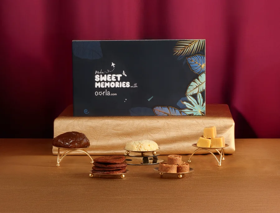 The Signature Selections hamper, photographed